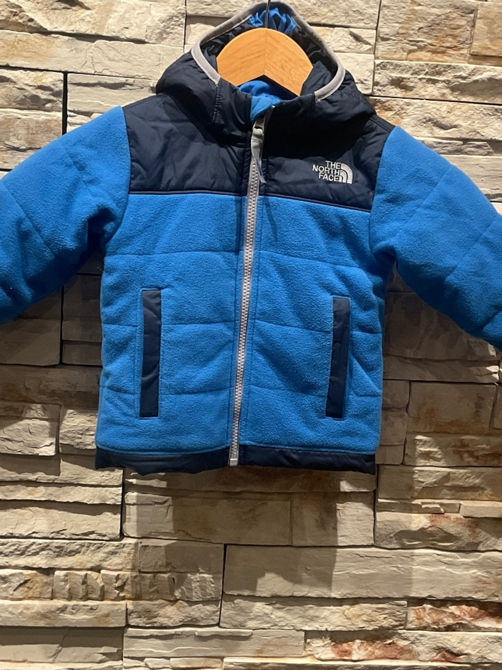 The North Face Toddlers Reversible Fleece-Lined Puffer Jacket, Blue,Size 2T